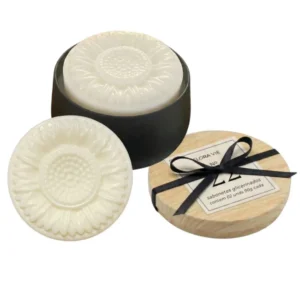 Lata Presenteável com 02 Sabonetes de 90g cada N°22 - Flora Vie